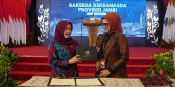 Penandatanganan kerja sama ini berlangsung dalam Rapat Kerja Daerah (Rakerda) Dekranasda Provinsi Jambi yang digelar di Auditorium Rumah Dinas Gubernur Jambi
