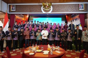 Sekda Sudirman berharap kepada seluruh para kafilah dapat menampilkan kemampuan terbaik, menjunjung tinggi sportivitas, dan senantiasa menjaga akhlakul karimah selama mengikuti kegiatan STQH