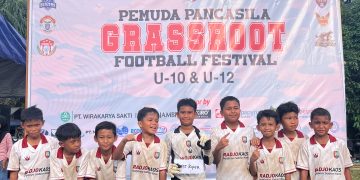 Partai All Golazo Final ini, digelar di lapangan Desa Teluk Pengkah Kecamatan Tebing Tinggi Kabupaten Tanjab Barat