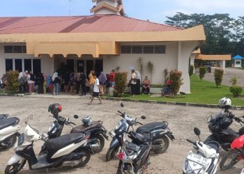 PTPN IV menyatakan siap membantu proses distribusi logistik baik yang disiapkan perusahaan ataupun dari berbagai pihak, ketika akses jalan mulai terbuka kembali
