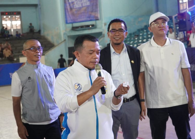 Pemerintah Provinsi Jambi berkomitmen untuk terus memperkuat aspek proses pengelolaan keuangan daerah, melalui peningkatan kapasitas sumber daya manusia, pemanfaatan teknologi informasi, penataan sistem dan prosedur kerja, penguatan pengawasan dan pengendalian internal serta peningkatan koordinasi antarunit kerja, demi mewujudkan pengelolaan keuangan daerah yang semakin akuntabel, transparan dan mampu mendukung tercapainya tujuan pembangunan daerah yang optimal