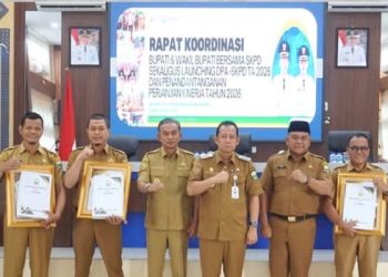 DPA ini adalah amanah masyarakat. Saya minta seluruh kepala dinas dan badan tidak menunda-nunda pekerjaan