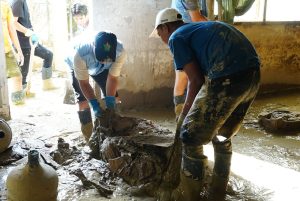 Jika dilihat mundur, sejak hari-hari awal bencana pada akhir 2025, PalmCo telah menyalurkan bantuan logistik berupa kebutuhan pokok, air bersih, hingga obat-obatan