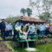 Pelepasan bibit ikan Nila itu, langsung dilakukan Ny Lina Jatmiko, Ketua Umum IKBI PTPN IV Palmco didampingi Ketua IKBI PTPN IV Regional IV Jambi, Ny Yusnidar Khayamuddin