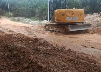 Program penanganan jalan rusak ini mendapat respons positif dari beberapa wilayah yang menjadi penerima manfaat. Salah satunya di Kecamatan Batin XXIV, Kabupaten Batang Hari, Jambi, di mana kerusakan akses penghubung antardesa sempat mengganggu mobilitas harian warga