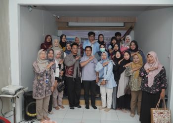 Pesatnya perkembangan teknologi digital dengan makin masifnya penggunaan Media Sosial (Medsos), dimana berbagai kalangan menggunakan Tiktok, Snack Video, Facebook dan lainnya harus dimanfaatkan pelaku Usaha Mikro Kecil Menengah (UMKM) untuk menaikkan omset penjualan tanpa harus lelah apalagi mengeluarkan biaya pemasaran