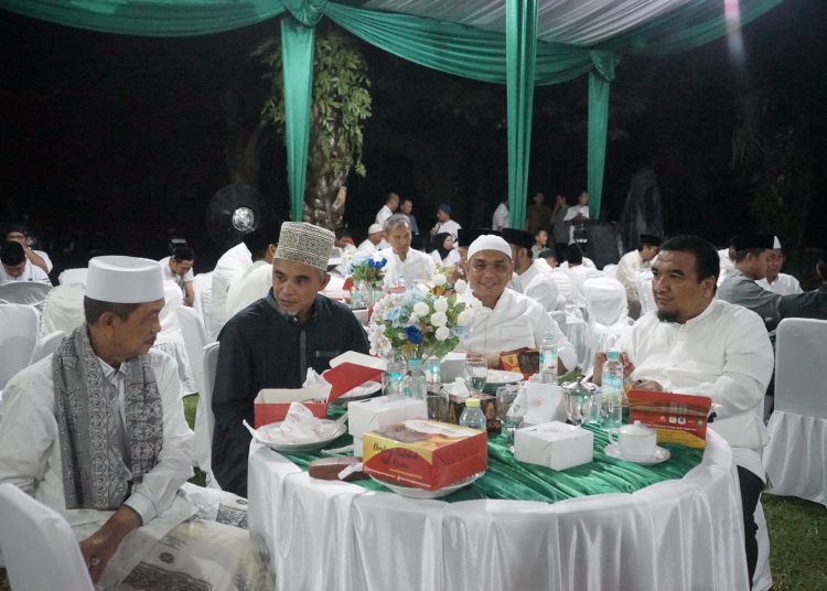 Zikir Akbar di Region Office Regional IV Jambi di pusatkan di masjid Munthada Solihin komplek perkantoran Regional IV