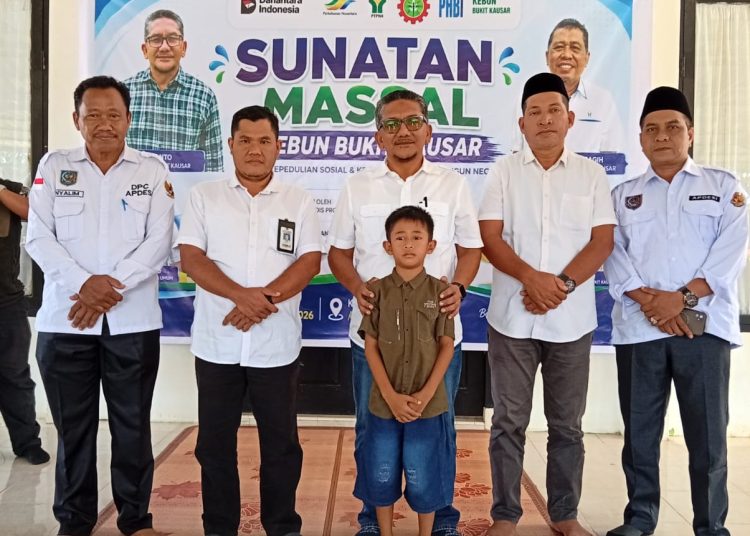 Bulan Muharram merupakan bulan penuh berkah dimana pahala atau segala amalan baik pasti dilipatgandakan Allah SWT, bulan ini juga merupakan bulan suci bagi umat Islam