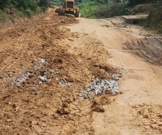 Inisiatif perbaikan infrastruktur ini dipelopori oleh Manajemen Kebun Tanjung Lebar, PT Perkebunan Nusantara (PTPN) IV Regional IV Jambi-Sumbar