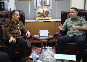 Menurut Bupati M. Syukur, kelancaran alokasi dana transfer pusat ke daerah sangat penting untuk menunjang keberlangsungan roda pemerintahan serta percepatan pembangunan infrastruktur dan pelayanan publik di daerah