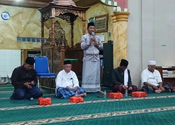 Lurah Aur Kenali Ketika Menyampaikan Sambutan