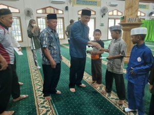 Wakil Ketua BAZNAS Kota Jambi Fakhruddin menyampaikan bahwa pendidikan merupakan investasi penting bagi masa depan bangsa