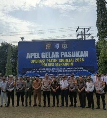 Apel tersebut dipimpin langsung oleh Kapolres Merangin, AKBP Kiki Firmansyah Effendi, S.I.K., M.H., yang membacakan amanat dari Kepala Kepolisian Negara Republik Indonesia (Kapolri)