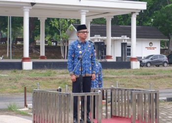 Ia mengajak seluruh pemuda-pemudi di Kabupaten Muaro Jambi untuk senantiasa menanamkan jiwa patriotisme dalam setiap bentuk pengabdian kepada masyarakat