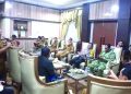 Keputusan tersebut diambil Bupati Muaro Jambi Dr. Bambang Bayu Suseno, SP, MM, M.Si., setelah menggelar rapat koordinasi bersama jajaran Forkopimda, instansi teknis, serta perwakilan masyarakat di ruang kerja Bupati Muaro Jambi